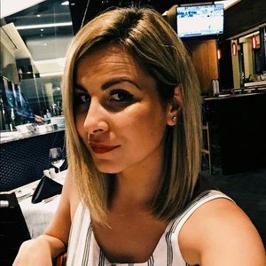 Meet your Posher, Iulia